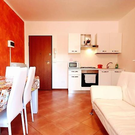 Appartamento Guest Holiday Filangieri 2 Reggio nell'Emilia Esterno foto