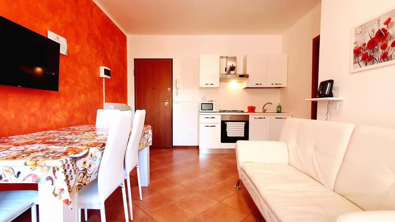 Appartamento Guest Holiday Filangieri 2 Reggio nell'Emilia Esterno foto